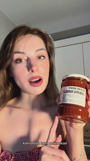 El Yapımı Katkısız Kuşburnu Marmelatı - 780 Gr videosu